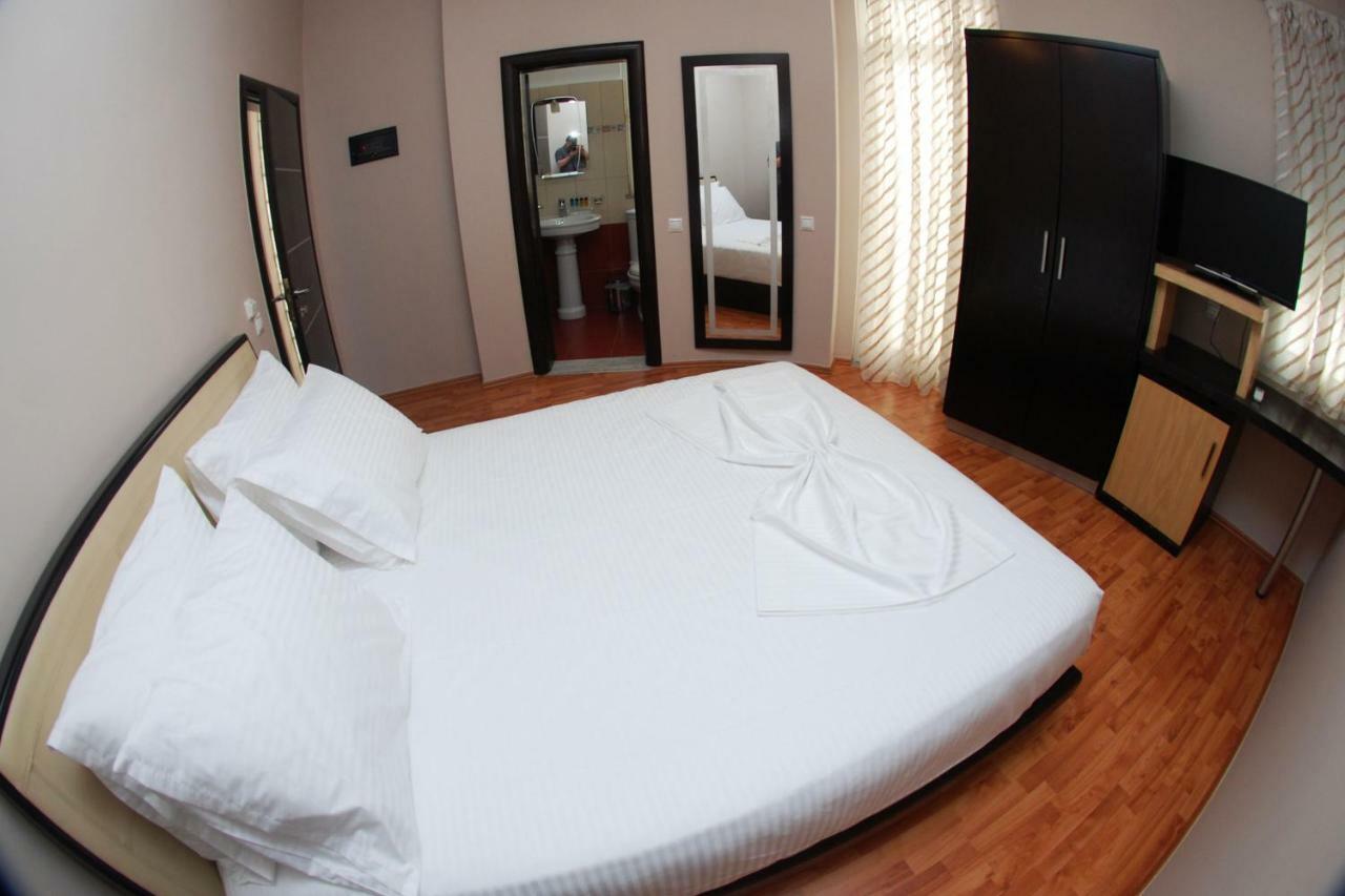 Hotel Ramo Saranda Экстерьер фото