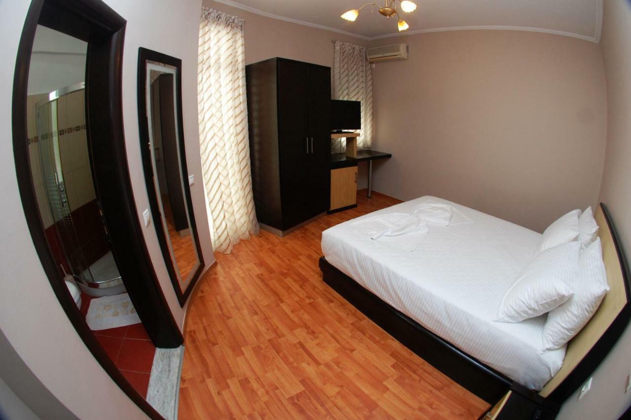 Hotel Ramo Saranda Экстерьер фото